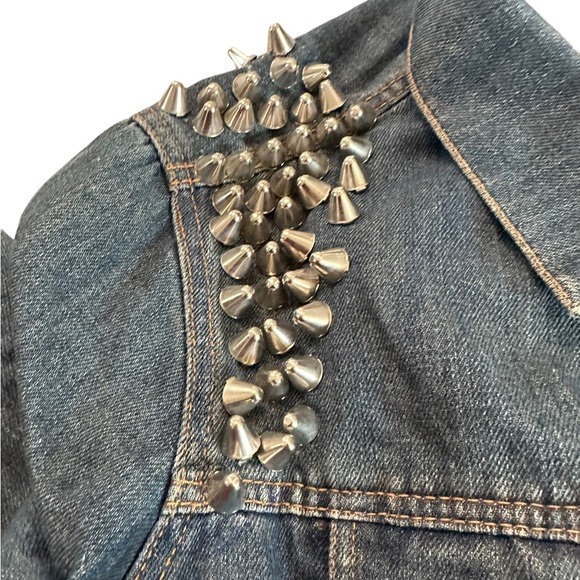 Forever 21 Studded Button Down Denim Jacket All Size - Picture 16 of 17